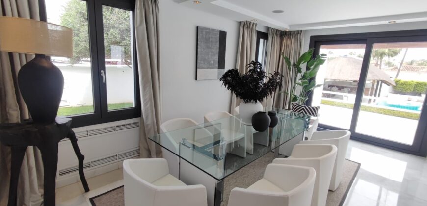 Contemporary 5 Bedroom Villa for Longer Term Rental