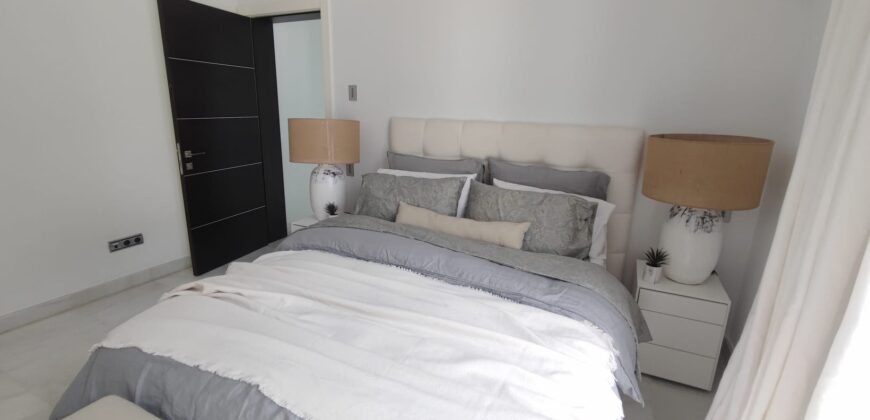 Contemporary 5 Bedroom Villa for Longer Term Rental