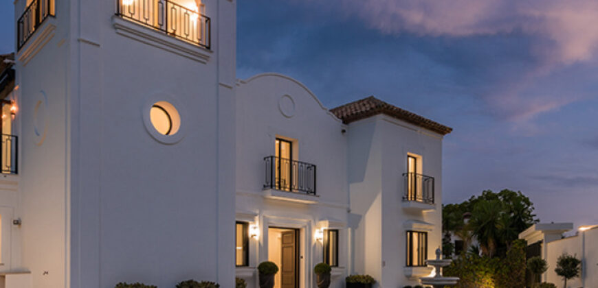 Stunning Villa with Panoramic Views of the Mediterranean Sea