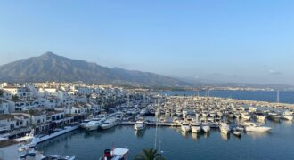 Gorgeous 2 bedroom 1 bathroom SEA VIWE, Penthouse in Puerto Banus