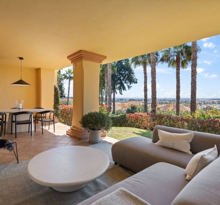 Beautiful 3 bedroom apartment for sale in Cumbres del Rodeo, Marbella