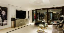 Modern Masterpiece with Prime Location in Nueva Andalucía