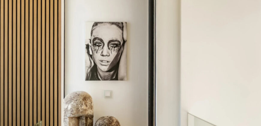 Modern Masterpiece with Prime Location in Nueva Andalucía