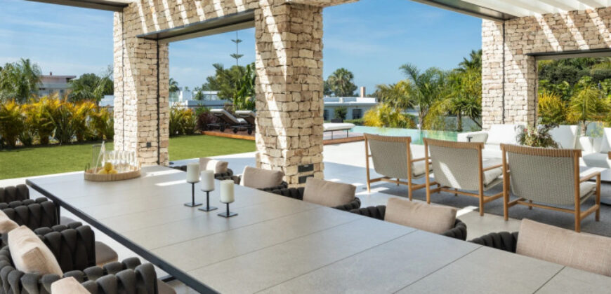 Spectacular Villa by NMobe in Nueva Andalucía