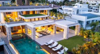 Spectacular Villa by NMobe in Nueva Andalucía