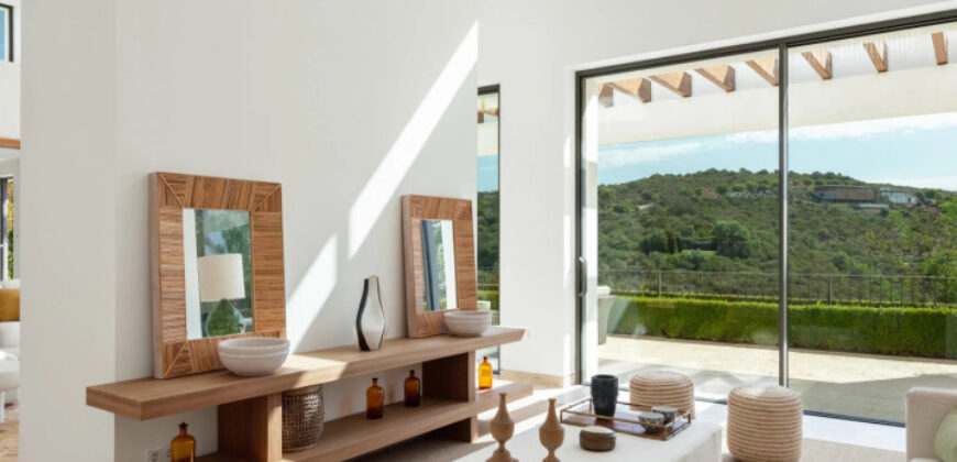 Andalusian Villa with Golf Views in Finca Cortesín