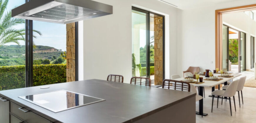 Andalusian Villa with Golf Views in Finca Cortesín