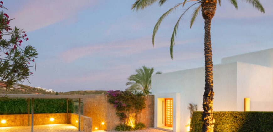 Andalusian Villa with Golf Views in Finca Cortesín