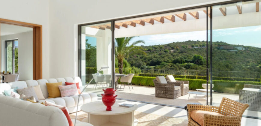 Andalusian Villa with Golf Views in Finca Cortesín