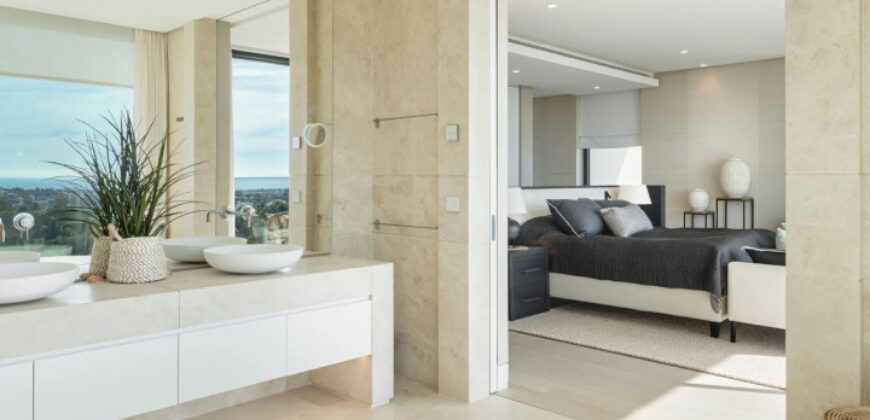 Stunning Villa with Panoramic Views