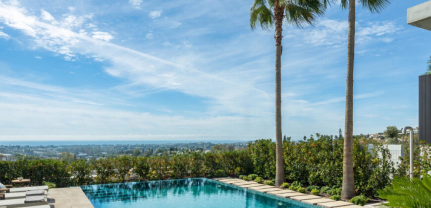 Stunning Villa with Panoramic Views