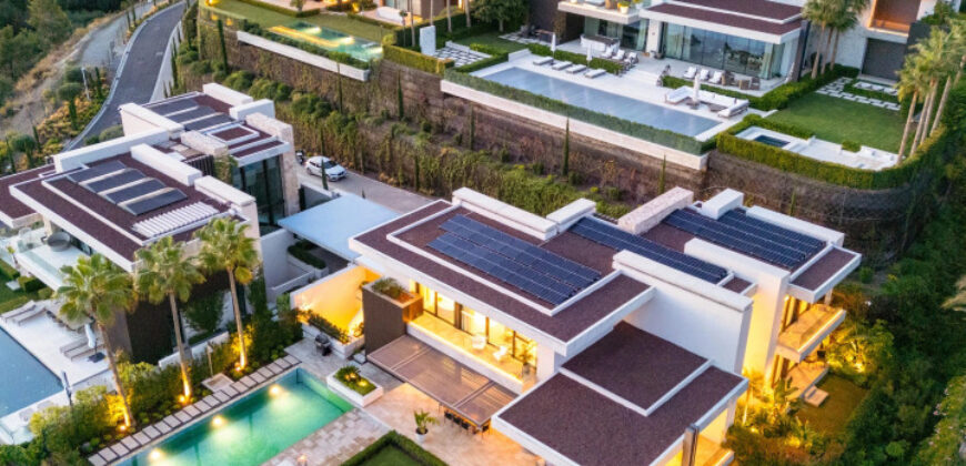 Stunning Villa with Panoramic Views
