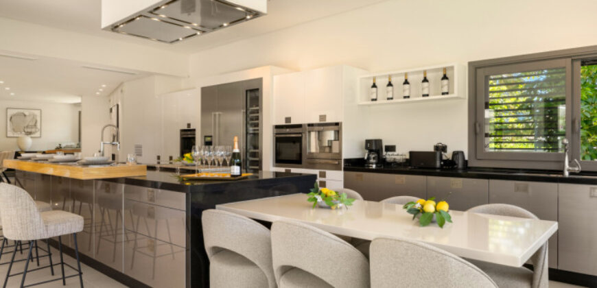 Exclusive Bungalow Villa redesigned by Matterhorn Estates in La Cerquilla