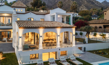 Charming Mediterranean Villa in Altos Reales