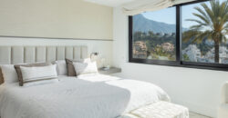 Extraordinary Villa with Prime Location in Los Naranjos Hill Club