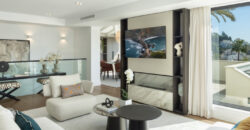 Extraordinary Villa with Prime Location in Los Naranjos Hill Club