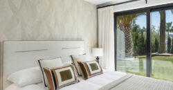 Extraordinary Villa with Prime Location in Los Naranjos Hill Club