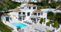 Extraordinary Villa with Prime Location in Los Naranjos Hill Club