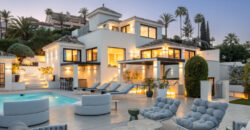 Extraordinary Villa with Prime Location in Los Naranjos Hill Club