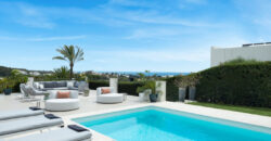 Extraordinary Villa with Prime Location in Los Naranjos Hill Club