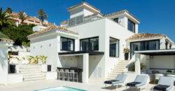 Extraordinary Villa with Prime Location in Los Naranjos Hill Club