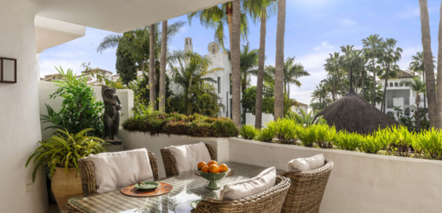 Luxurious Apartment in Puente Romano