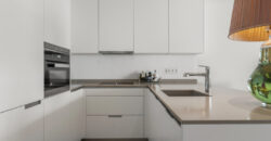 Luxurious Apartment in Puente Romano