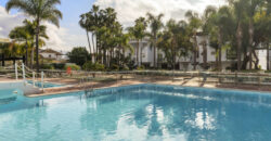 Luxurious Apartment in Puente Romano