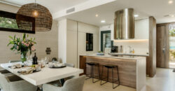 Modern Semi-Detached Villa minutes from Puerto Banus