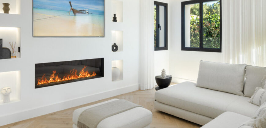 Stunning Villa with Panoramic Views of the Mediterranean Sea