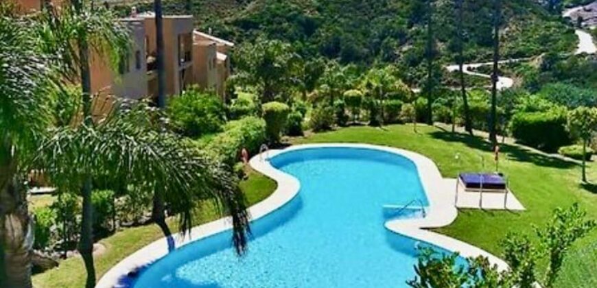Charming 2 bedrooom 2 bathroom for long team rental in Estepona