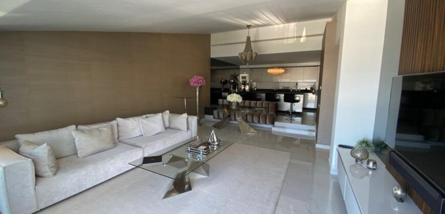 Gorgeous 2 bedroom 1 bathroom SEA VIWE, Penthouse in Puerto Banus
