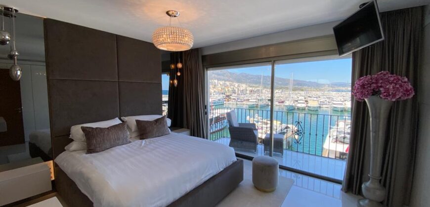 Gorgeous 2 bedroom 1 bathroom SEA VIWE, Penthouse in Puerto Banus