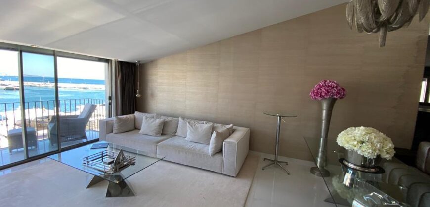 Gorgeous 2 bedroom 1 bathroom SEA VIWE, Penthouse in Puerto Banus