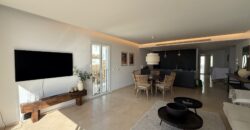 Gorgeous front-line penthouse in the vibrant marina of Puerto Banus