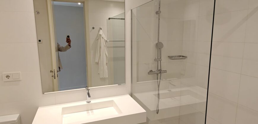 Stunning 2-Bedroom, 2-Bathroom Apartment in Atalaya Golf