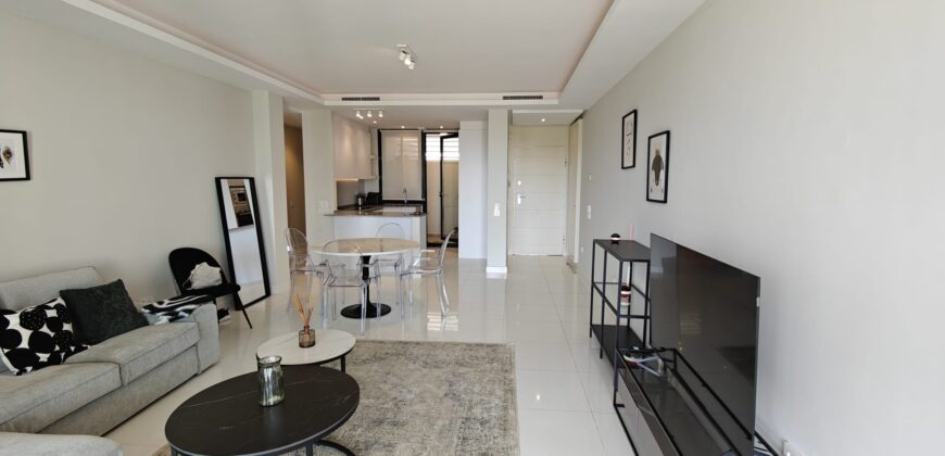 Stunning 2-Bedroom, 2-Bathroom Apartment in Atalaya Golf