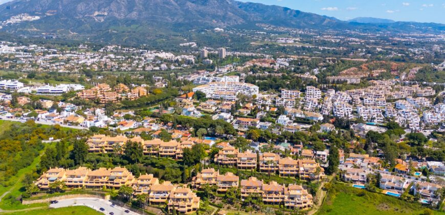 Beautiful 3 bedroom apartment for sale in Cumbres del Rodeo, Marbella