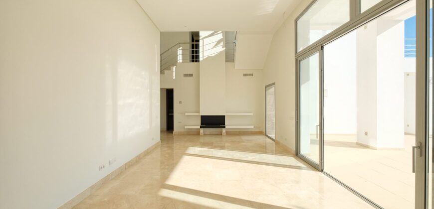 URB. PUERTO DEL CAPITAN, CASA 20
