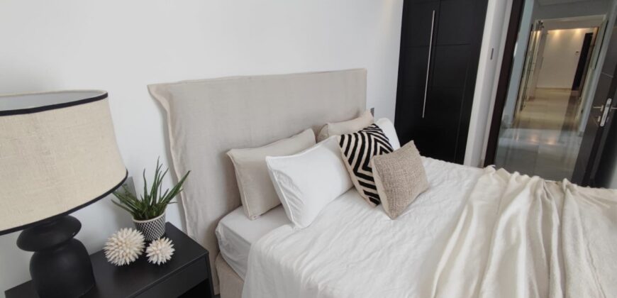 A Contemporary and Renovated 5-bedroom Villa in Nueva Andalucía
