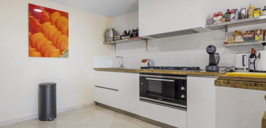 Exceptional 5-Bedroom Townhouse in La Perla de la Heredia, Benahavís