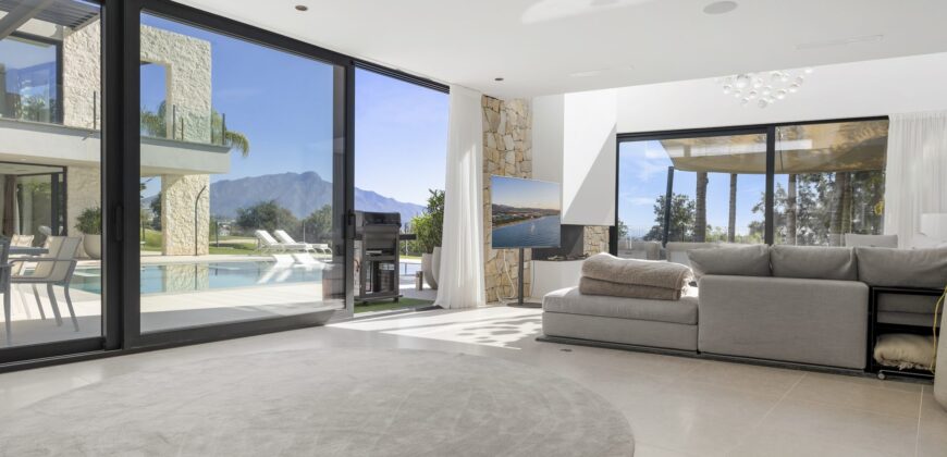 Villa Aqua – Contemporary Villa in La Alquería, Benahavís