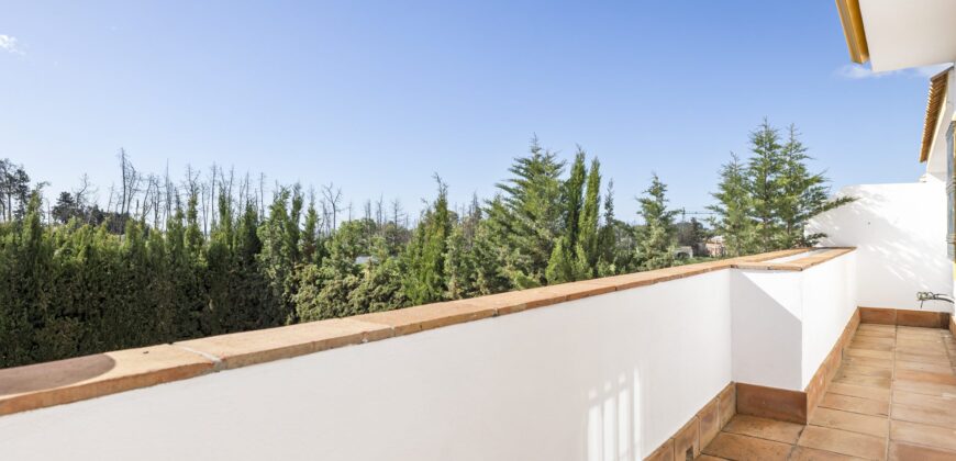 Traditional Andalusian Semi-detached Villa in San Pedro de Alcántara, Marbella