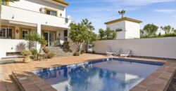 Traditional Andalusian Semi-detached Villa in San Pedro de Alcántara, Marbella