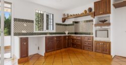 Traditional Andalusian Semi-detached Villa in San Pedro de Alcántara, Marbella
