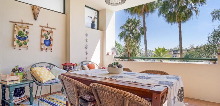Spacious First-Floor Apartment in Guadalcántara, San Pedro de Alcántara