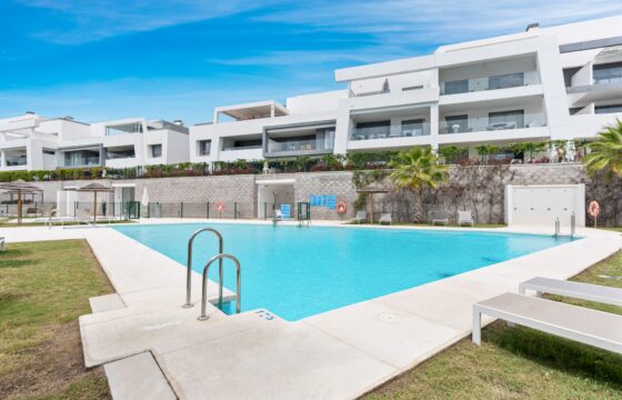 Modern & Spacious 2-Bedroom Penthouse in Vanian Green Village – Urb. Selwo, Estepona