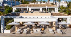Beautiful 6 Bedroom Villa in Aloha