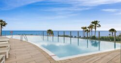 Exquisite Frontline Beach Apartment in The Edge, Estepona