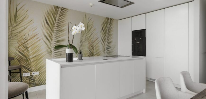 Exquisite Frontline Beach Apartment in The Edge, Estepona
